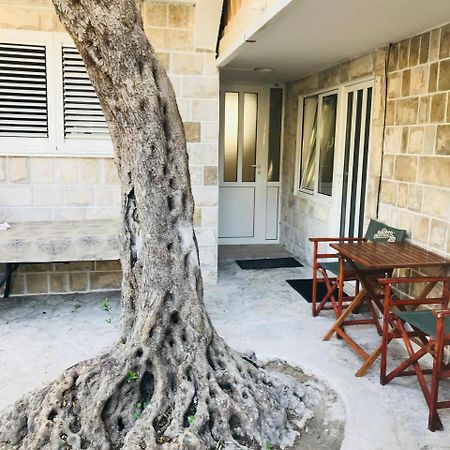 Guest House Ratko Рафаиловичи Екстериор снимка